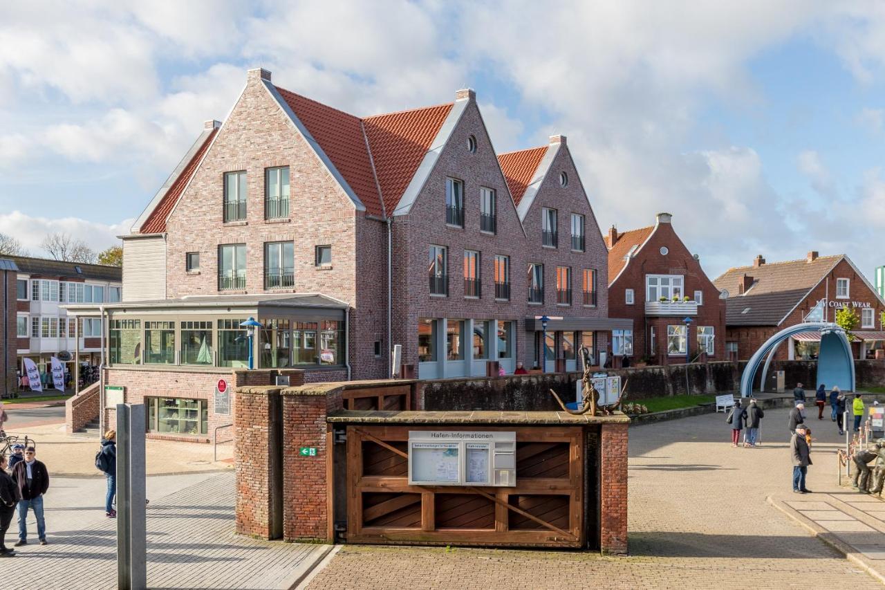 Mingers Hotel Neuharlingersiel Exterior foto